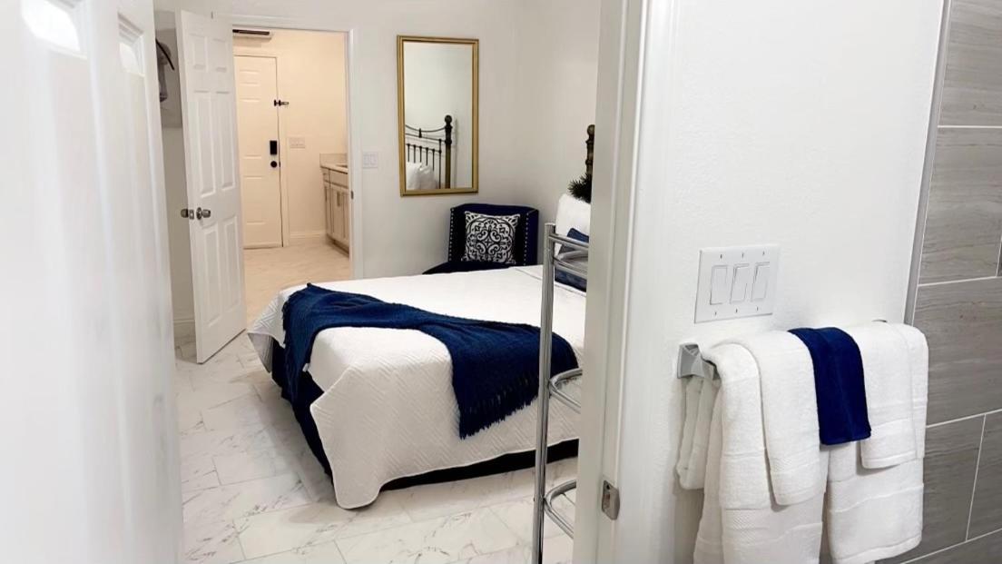 Guest House , 5 Min Away From Las Airport. 拉斯维加斯 外观 照片