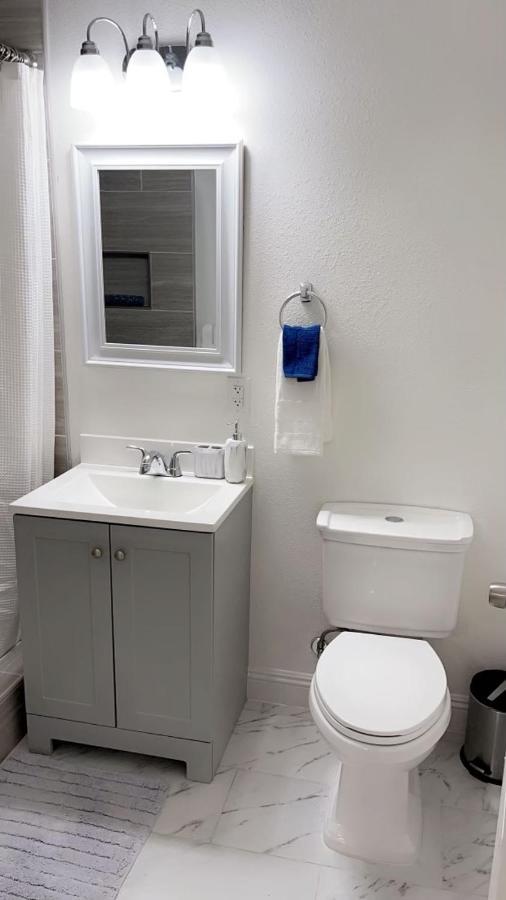 Guest House , 5 Min Away From Las Airport. 拉斯维加斯 外观 照片